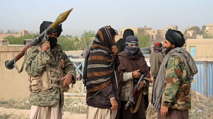 Талибы в захваченном ими Афганистане