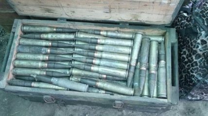 На Донбассе обнаружили большой тайник с боеприпасами