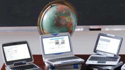 Школьные нетбуки LBook A в учебных классах Славутича