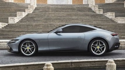 Ferrari представила новое купе под названием Roma (Фото)