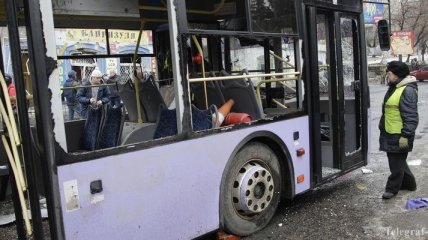 Латвия осудила обстрел троллейбуса в Украине