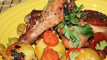 Птица жареная с гарниром