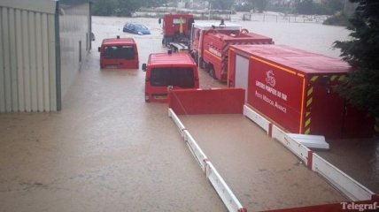 На Францию обрушились наводнения и град