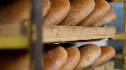Попов заверил, что в магазинах Киева будет хлеб