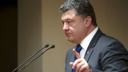 Порошенко призвал ускорить расследование событий на Майдане