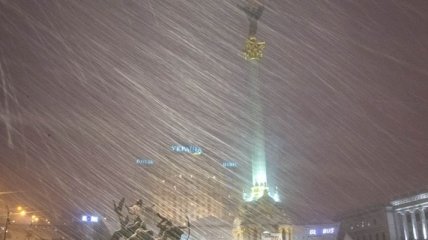 На Киев обрушился сильный снегопад