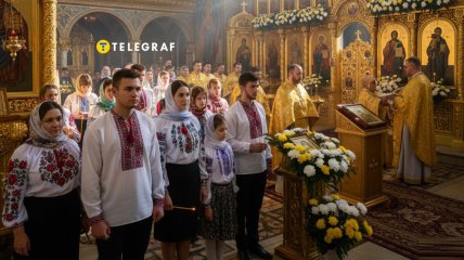 В праздник Покрова Пресвятой Богородицы украинцы ходят в храмы