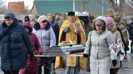 На Житомирщине простились с погибшим на Донбассе военным