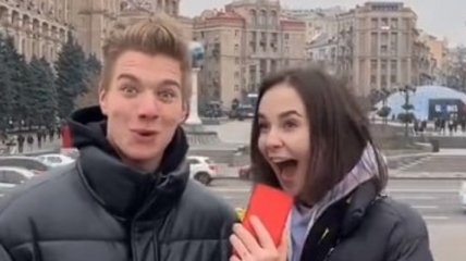 Украинская звезда ТикТока выбрала РФ, поскандалила с ВСУ и потеряла рекламу: все подробности истории
