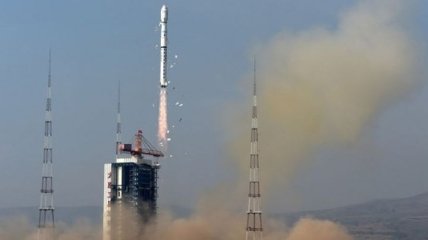 Китай провел запуск спутника "Яогань-30"