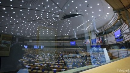 Евродепутаты: Судьба Украины не должна решаться 20% граждан одной страны