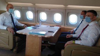 Прем'єр Шмигаль відлетів з першим робочим візитом до Брюсселя