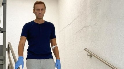 Сварил на кухне и отхлебнул: Навальный ответил Путину по поводу отравления "новичком"