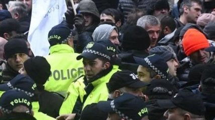 Протесты в Грузии: полиция задержала больше десяти демонстрантов (Фото, Видео)