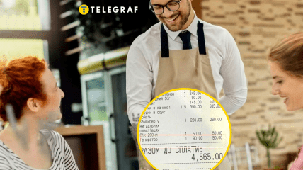 Офіціант спілкується з клієнтами