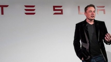 Маск покупает акции Tesla на фоне убытков компании