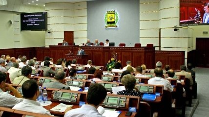 Завтра Донецкий облсовет рассмотрит вопрос о "языковом" законе