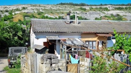 Мужчина из Крыма устроил дома незаконную газозаправку