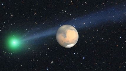 На Марс движется комета