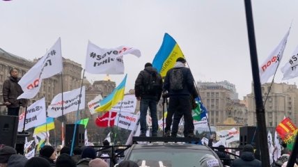 Авария на Шулявском мосту, ряд ДТП и протесты парализовали центр Киева: что там происходит