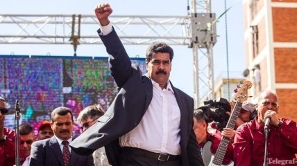 Мадуро призвал сограждан бойкотировать буржуазную прессу