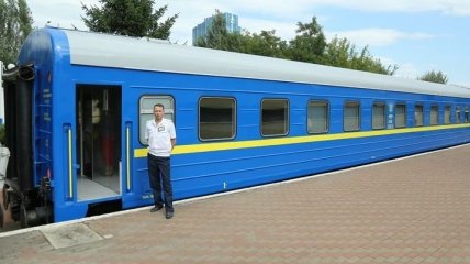 Укрзализныця показала пассажирский вагон до и после капремонта