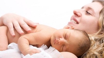 Что происходит с ребенком в роддоме в первые дни после рождения