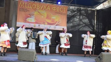 В Ужгороде прошел фестиваль медовухи