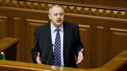 Зарубинский: Яценюк сам нарушает норму о персональном голосовани