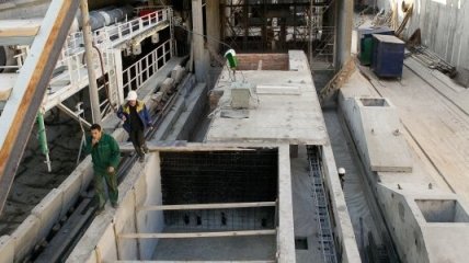 Строительство метро возобновят летом