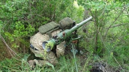 Боевики уже более двух часов обстреливают позиции полка "Азов"
