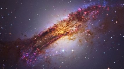 Между нами 11 млн световых лет: как выглядит галактика "Центавр А"  