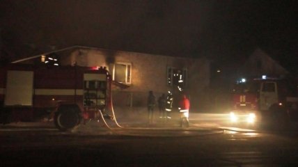 В Житомире горел дом: одна женщина погибла, другая выпрыгнула из окна
