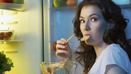 Как перестать есть на ночь: 6 эффективных советов