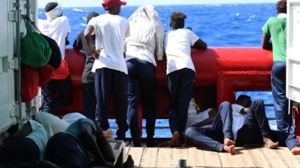 Германия готова забрать у Италии часть спасенных мигрантов