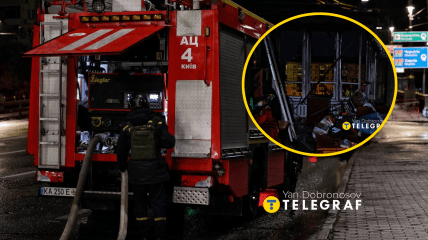 Спасатели работают на месте пострадавшего дома в Киеве