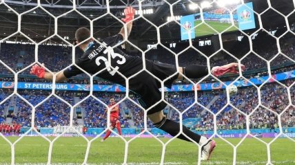 Испанцы в серии пенальти дожали швейцарцев и вышли в полуфинал Евро-2020 (видеообзор матча)