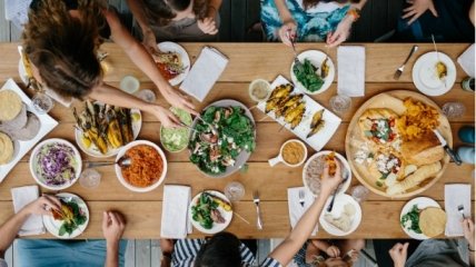 Семейные традиции: почему так важен совместный ужин