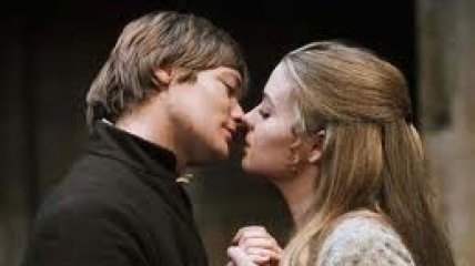 Мужчины и женщины по-разному относятся к поцелуям