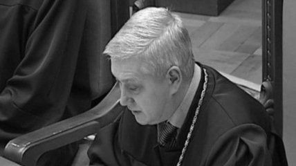 Умер судья Конституционного суда Украины Олег Сергейчук