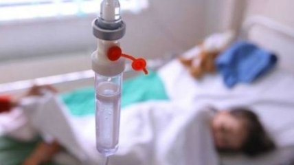 В Житомире 13 школьников попали в больницу с отравлением