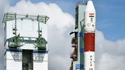 Индия запустила ракету с рекордным числом спутников на борту