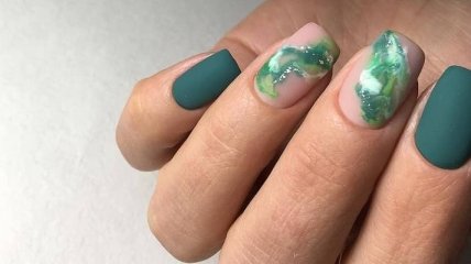 Осенний маникюр 2018: модный дизайн ногтей в зеленых оттенках (Фото) 