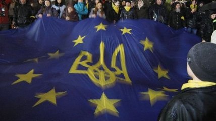 В центре Киева собралось около 2 тысяч участников акций 