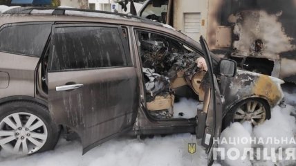 На Одещині влаштували підпал авто митника (Фото, Відео)