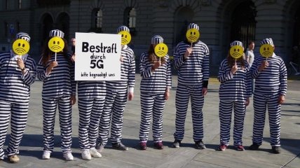 "Облучение" сетями 5G: в Берне протестовали против мобильной связи 