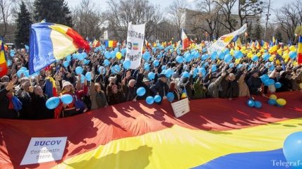 В Кишеневе участники марша выступали за объединение Молдавии и Румынии