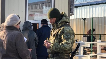 Во время праздников КПВВ "Станица Луганская" будет работать в штатном режиме