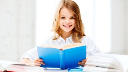 Во сколько лет нужно начинать учить ребенка читать
