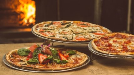 Пицца - одно из самых популярных итальянских блюд